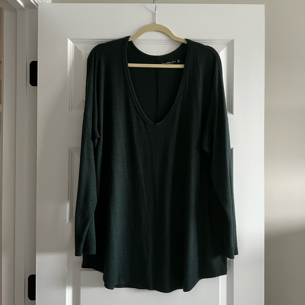 Abercrombie & Fitch Women's Dark Green V-Neck Top